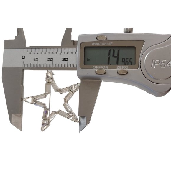 B. David Clear Prong Set Baguette Rhinestones Star Brooch Pin, Signed K988 - Picture 9 of 10